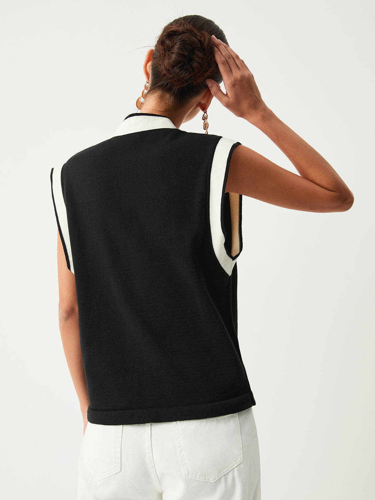 Contrast Trim Sweater Vest