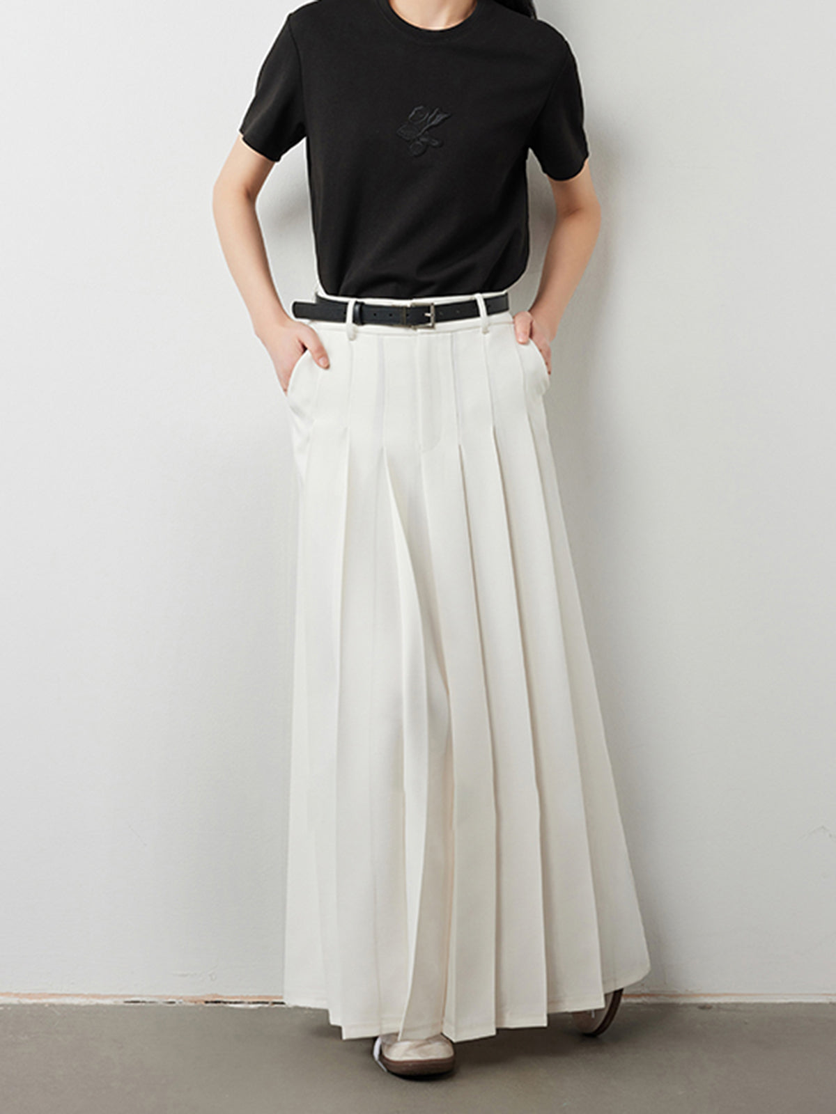 Mid Waist Pleated Maxi Skirt