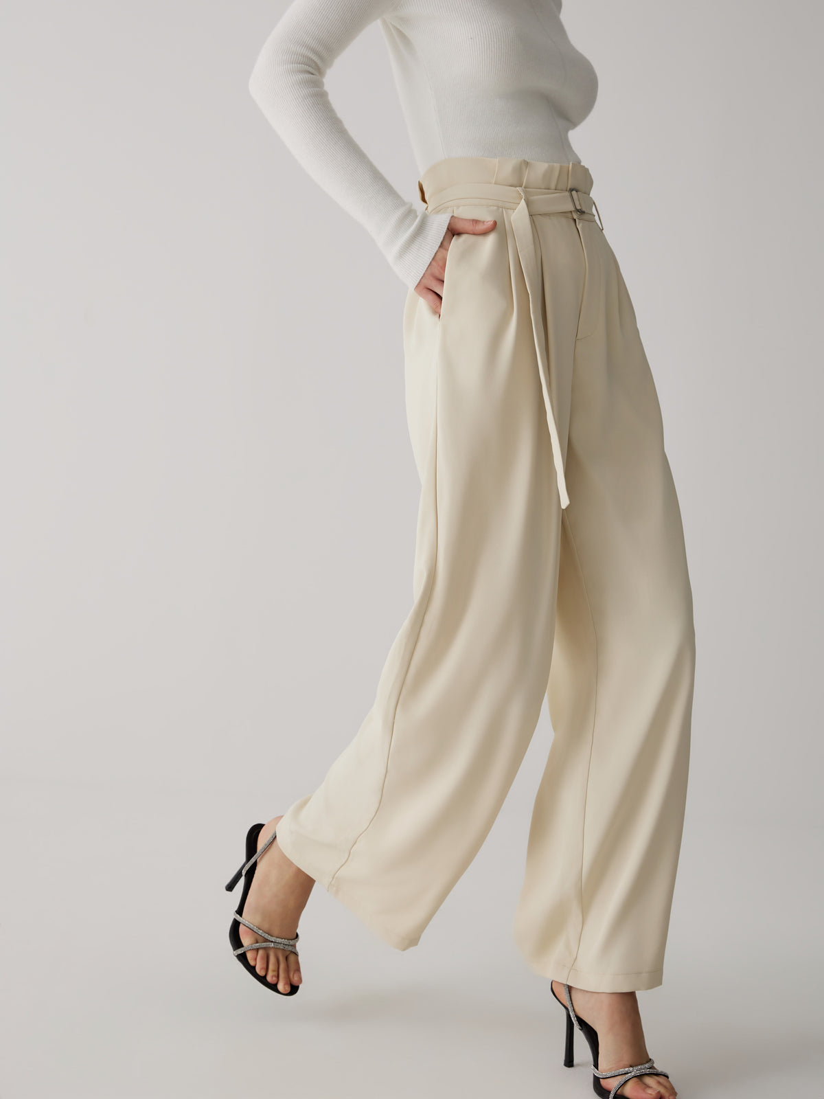 Wide-Leg Long Pants With Belt